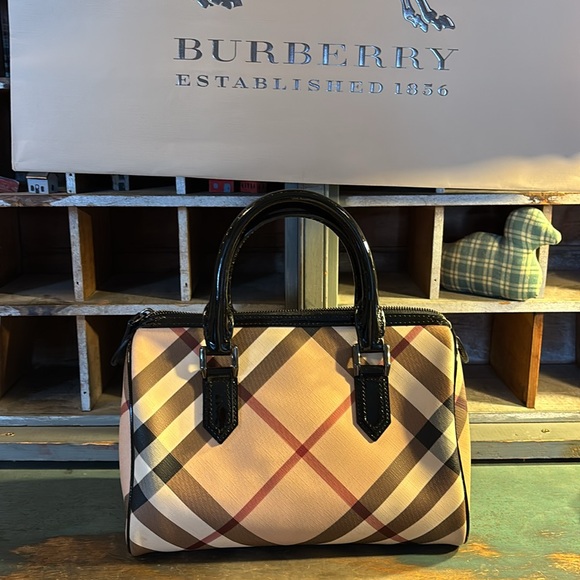 Burberry Tan and Black Women's Bag - Picture 5 of 8